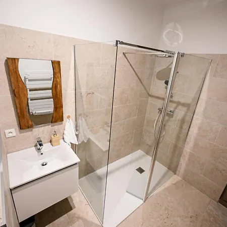 Amourette A דירה Sète